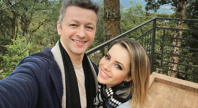Lucas Lima pede nudes para Sandy e é ‘trolado’ por ela na web