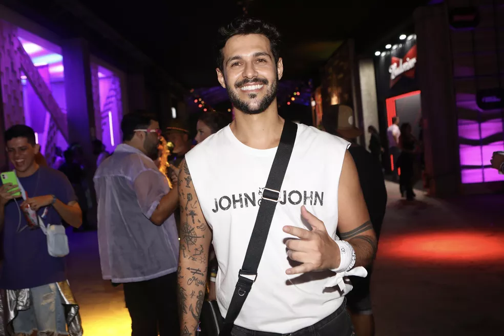 Família diz que ex-BBB Rodrigo Mussi ‘reage bem’ após cirurgia e agradece manifestações de apoio