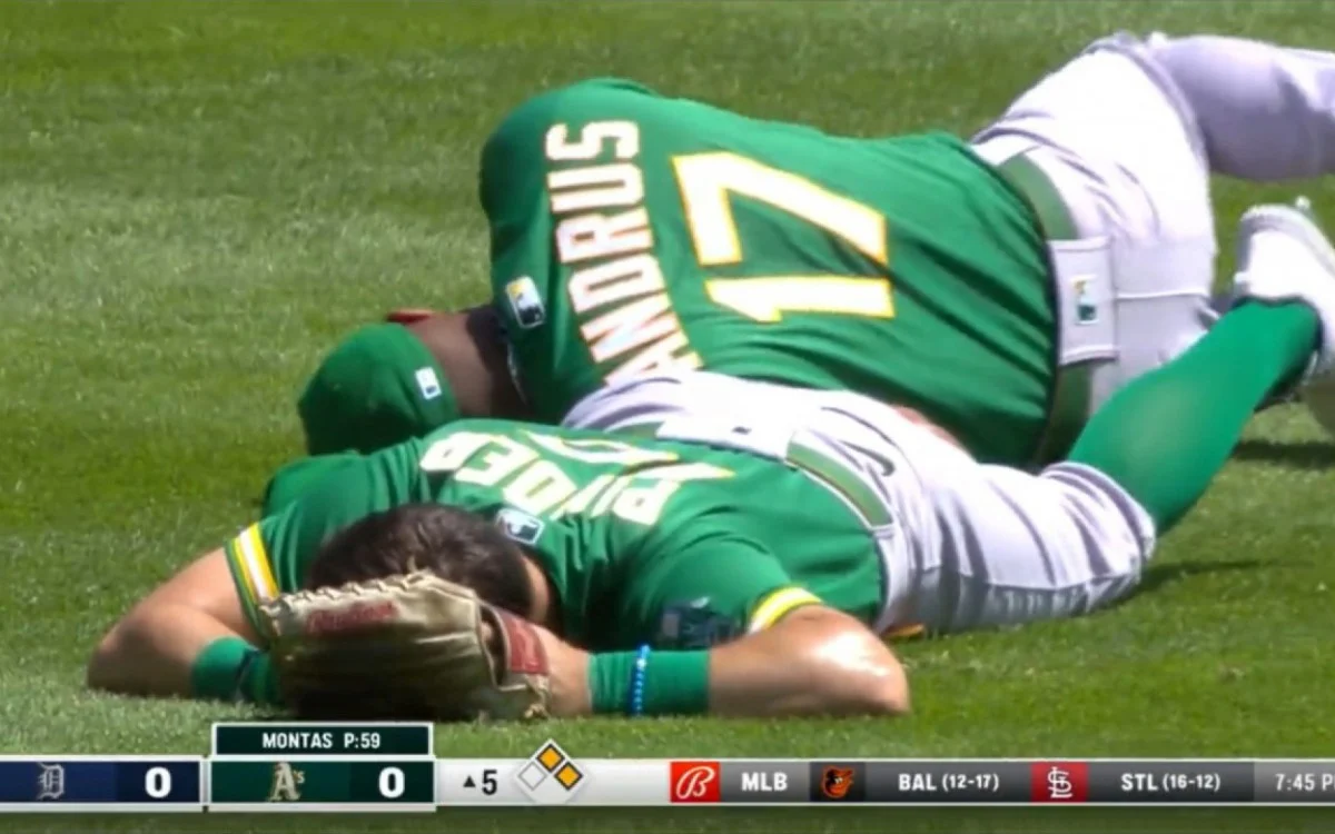 VÍDEO: Jogador de beisebol leva joelhada no rosto em acidente com colega
