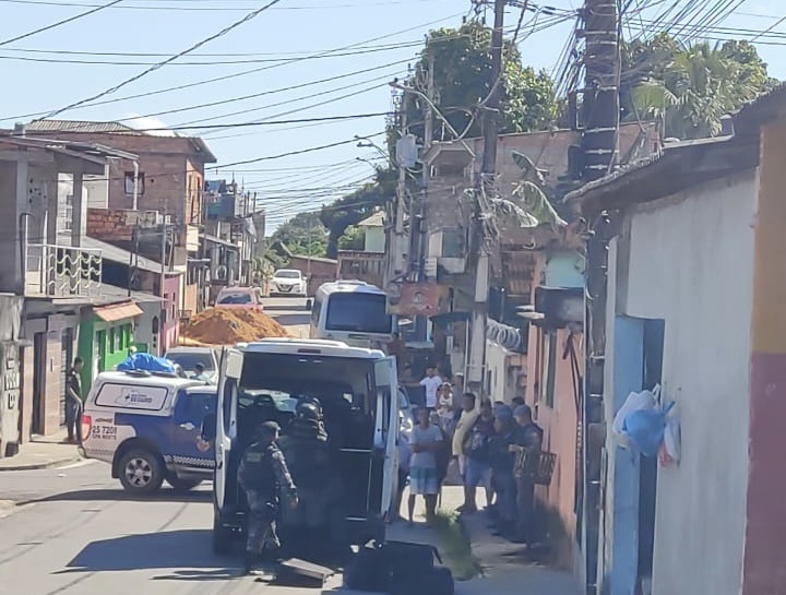 SUSTO: Suposta bomba quase explode no bairro Novo Israel em Manaus