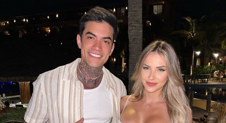 Gabi Martins pede para namorado cobrir tatuagem que fez em homenagem a ex