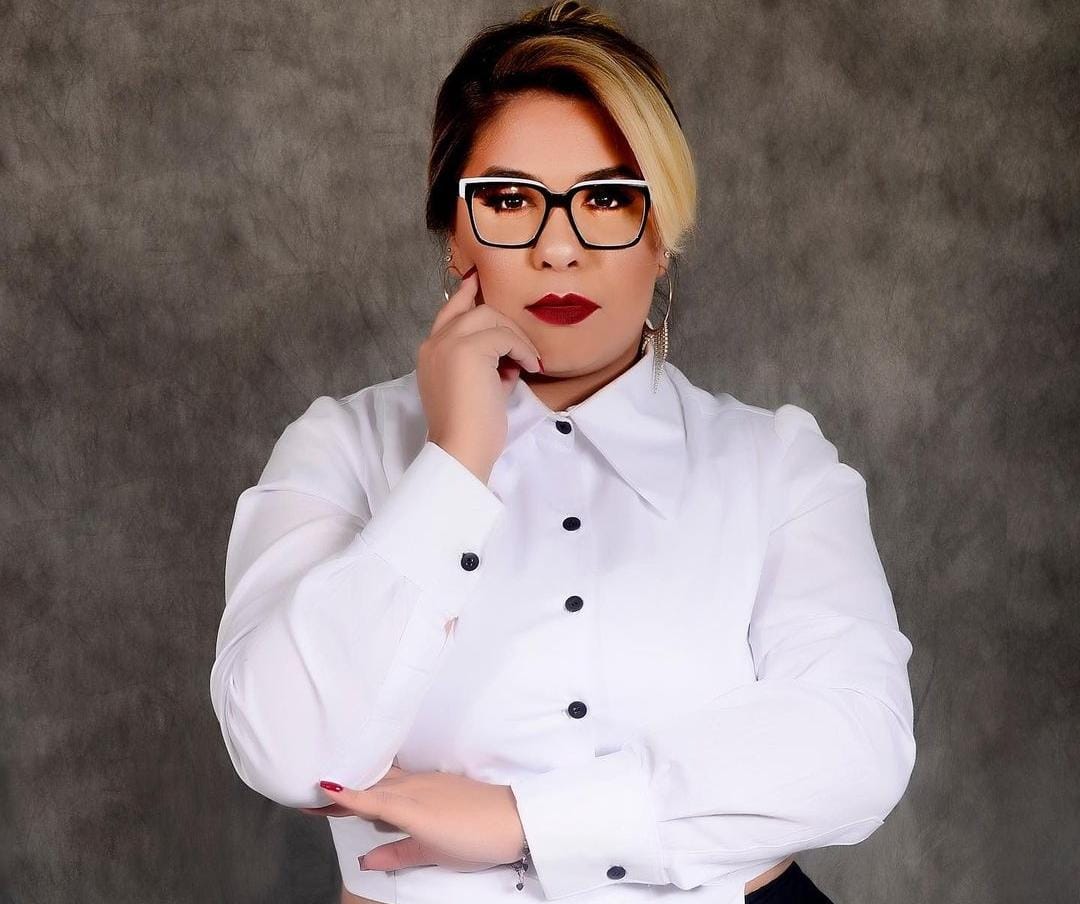 É sucesso: Val Pinheiro, cover da rainha da sofrência, Marília Mendonça vem ao Amazonas para realizar tributo