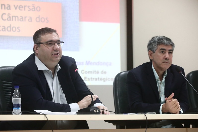 Governo do AM reúne setor produtivo e instituições para tratar de reforma tributária