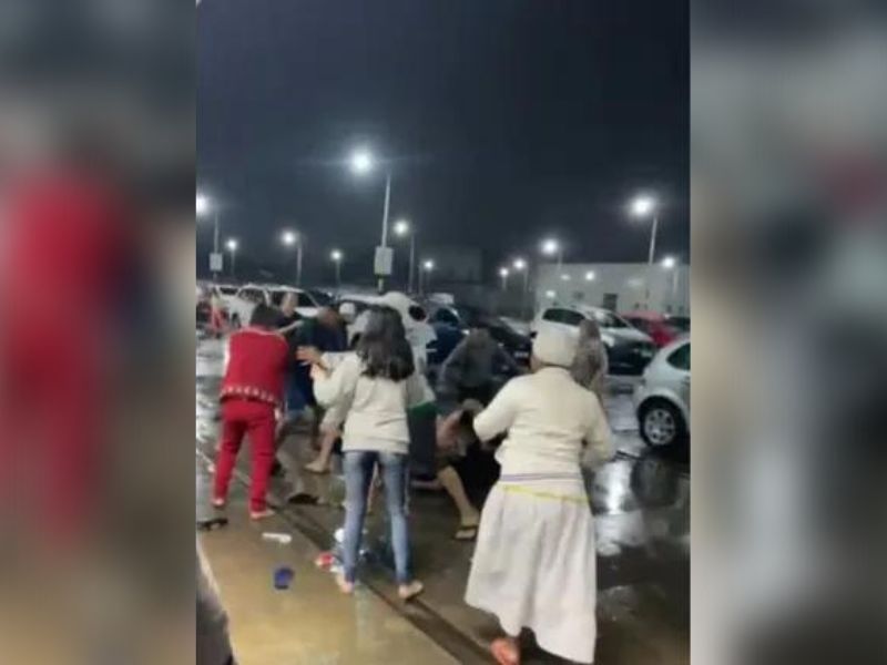 ‘CONFUSÃO’ na macumba, briga entre mãe de santo e ex-filha deixa dez pessoas feridas VEJA VÍDEO;