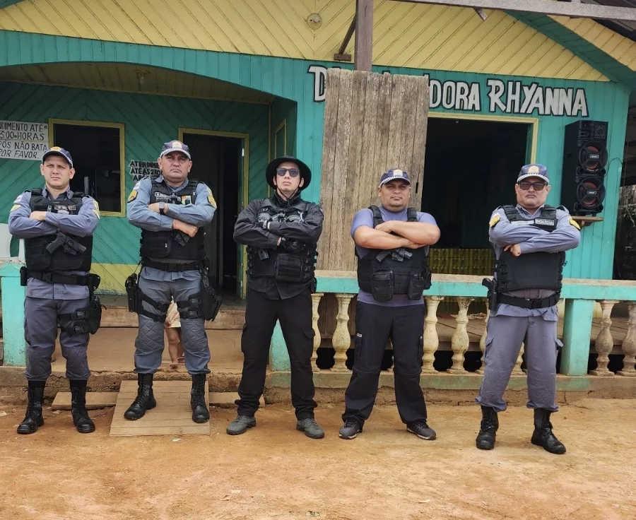 Operação Entreato: Dupla é presa com drogas, arma e munições em Pauini no AM