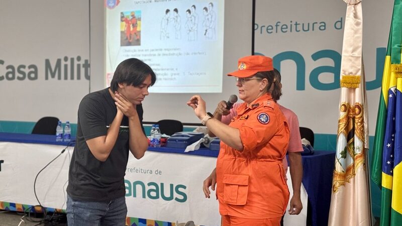 Prefeitura de Manaus realiza treinamento em primeiros socorros e brigada de incêndio para servidores da Semad