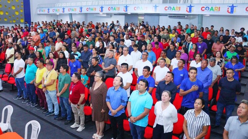 Coari celebra formatura de mais de mil alunos do Barco-Escola Samaúma II