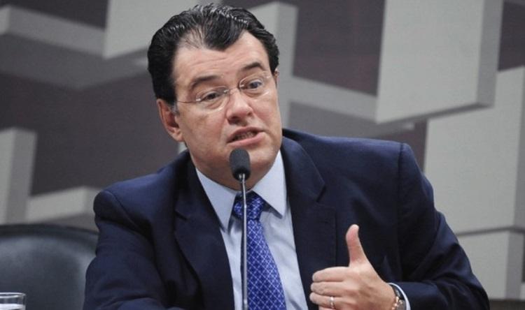 Senador Eduardo Braga presta conta do seu mandato para o povo do amazonas