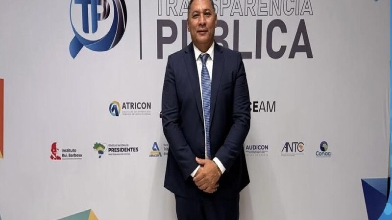 Prefeito Vanilso Monteiro representa Japurá em premiação nacional e consolida município entre os mais transparentes do Amazonas
