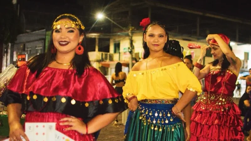 Blocos de rua tomam conta de Tefé e transformam a cidade em um verdadeiro espetáculo de alegria e tradição