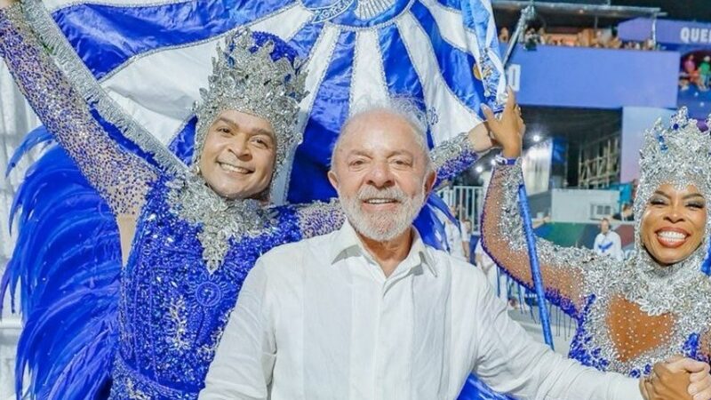 Escola que homenageou Lula fica em último lugar e acaba rebaixada; Viradouro leva o título