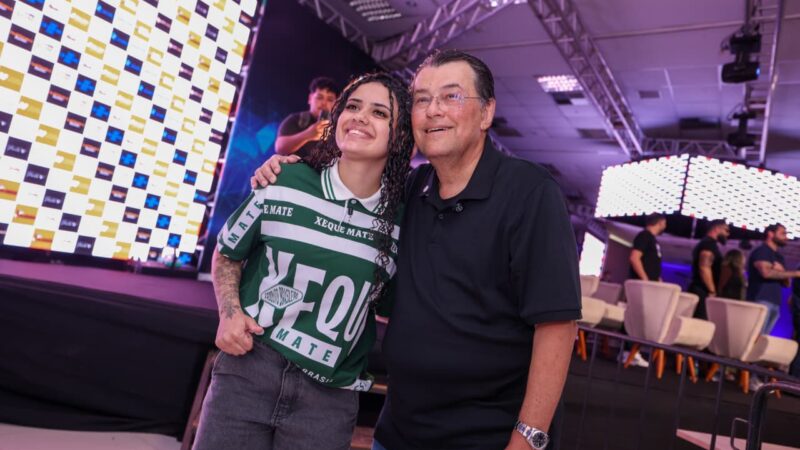 Eduardo Braga destaca empreendedorismo e valorização profissional durante o Amazonas Barber 2026 em Manaus